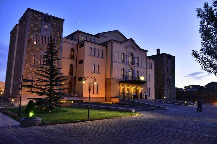 Caucasus Hotel