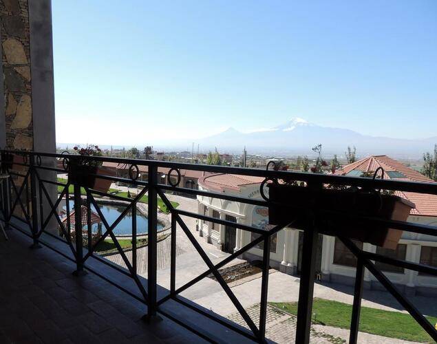 Caucasus Hotel