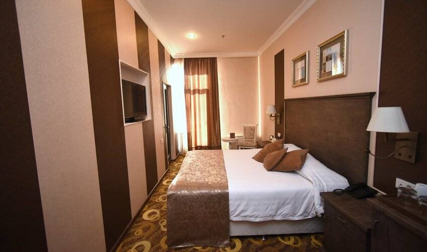 Imperial Palace Hotel
