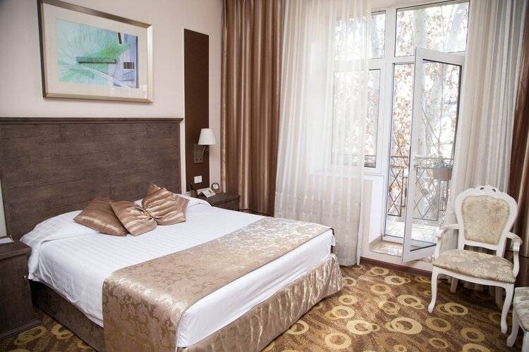 Imperial Palace Hotel