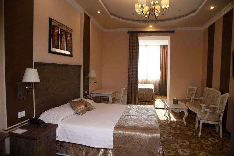 Imperial Palace Hotel
