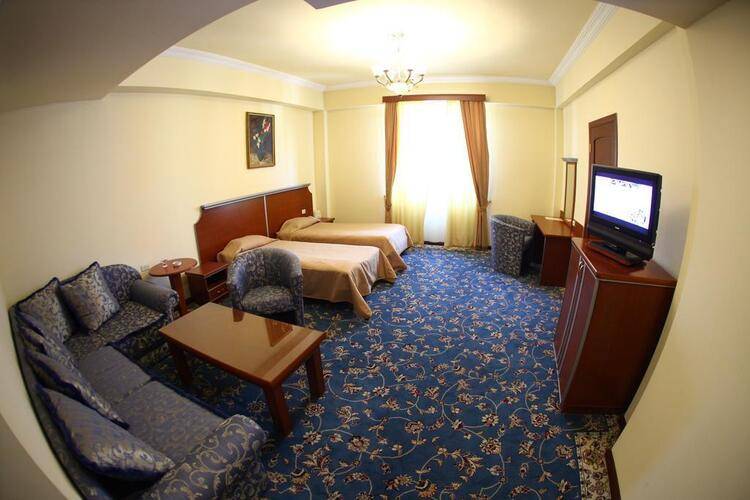 Metropol Hotel