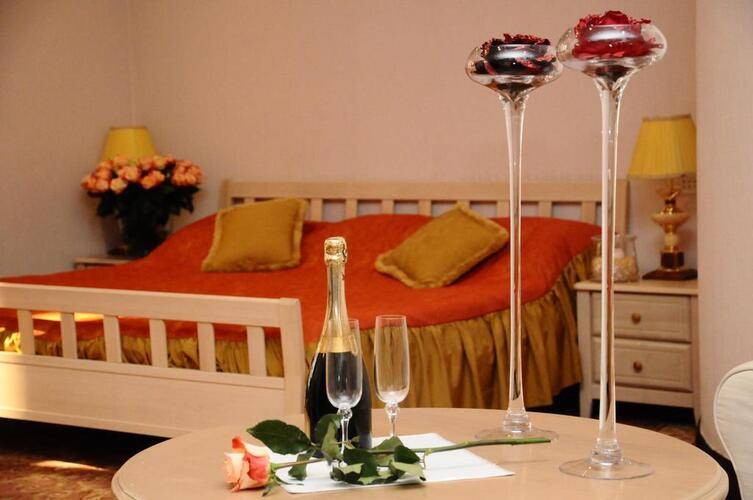 Metropol Hotel