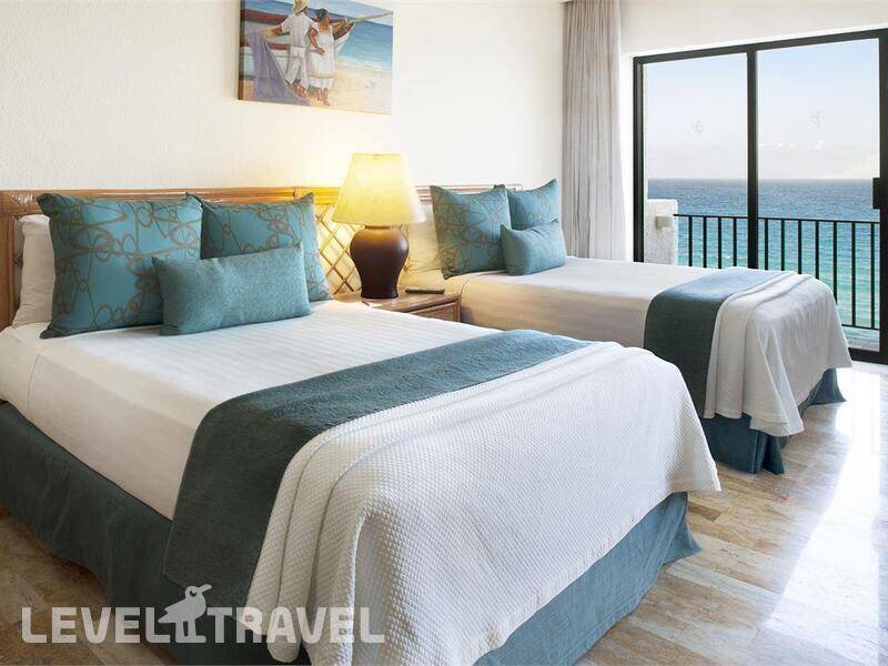 Фотография Emporio Hotel & Suites