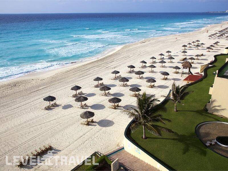 Фотография Emporio Hotel & Suites