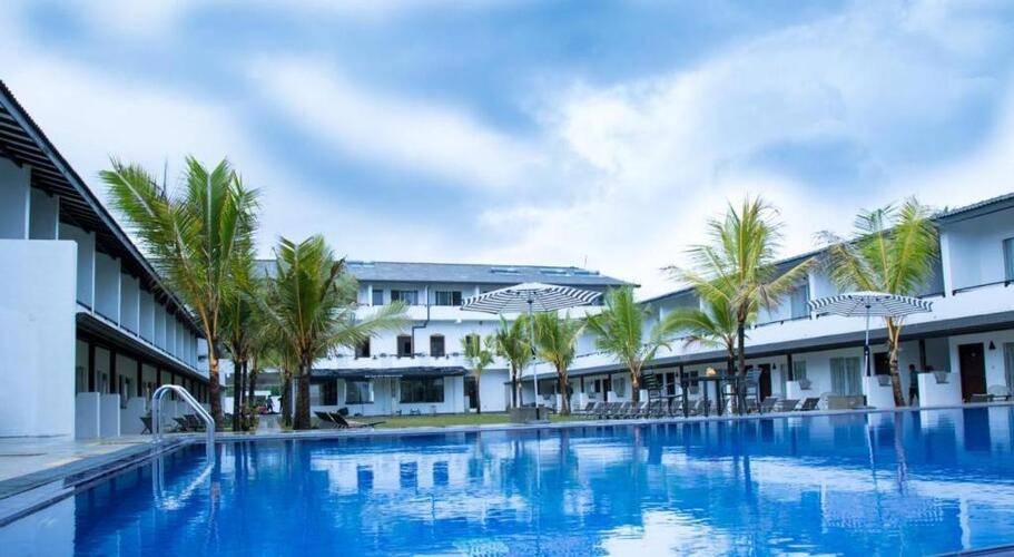 Rathna Beach Hotel (Ex. Coco Royal Beach Resort)