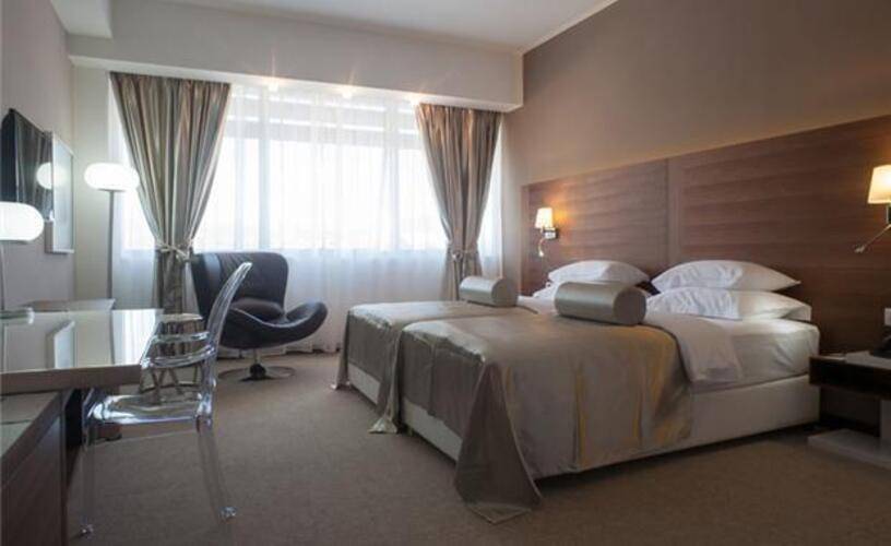 Aurel Hotel