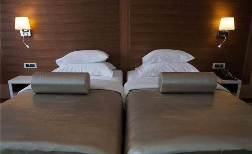 Aurel Hotel