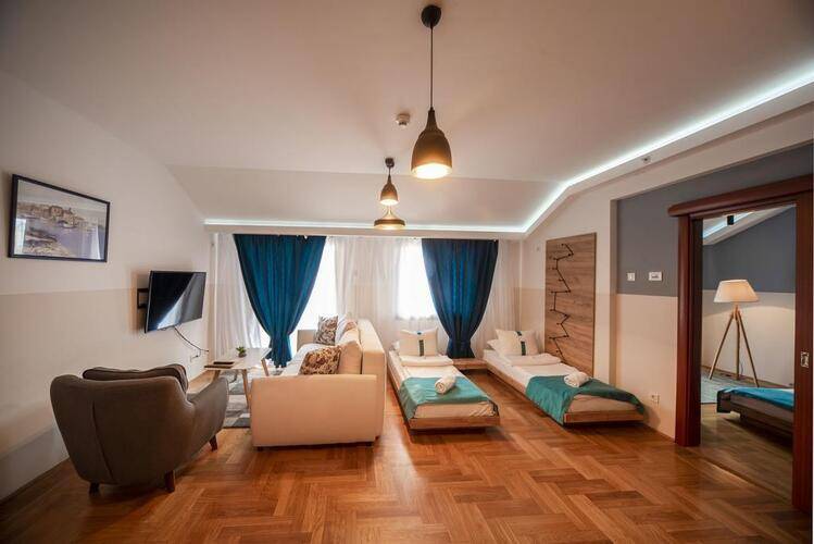 Magnolia Hotel
