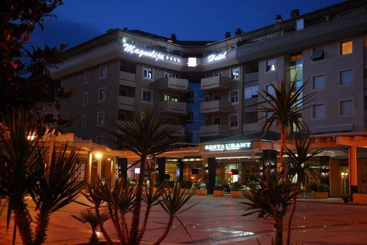 Magnolia Hotel