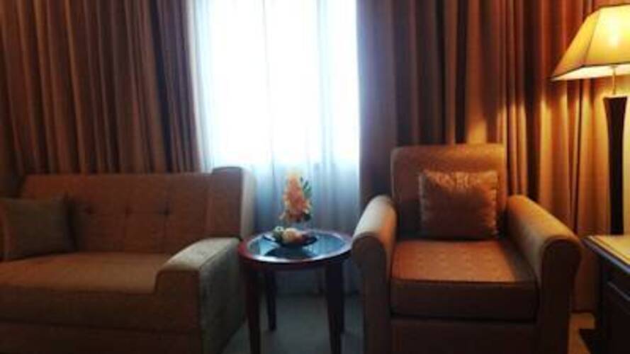 Arnoma Hotel