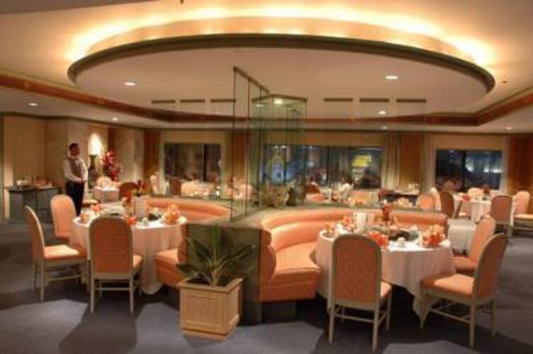 Arnoma Hotel