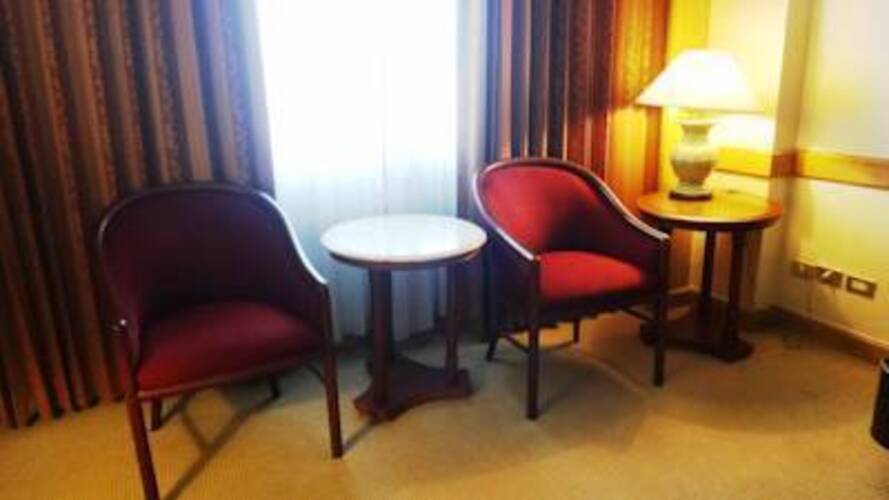 Arnoma Hotel