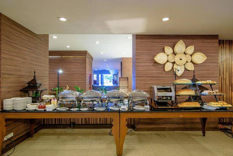 Golden Beach Cha-Am Hotel