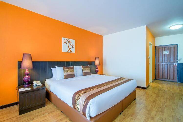 Golden Beach Cha-Am Hotel