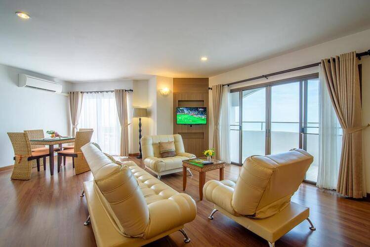 Golden Beach Cha-Am Hotel