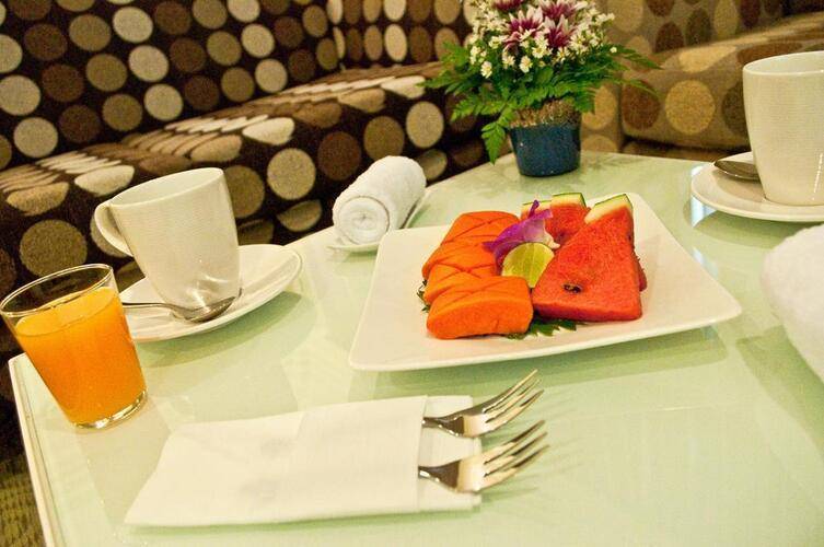 Kingston Suites