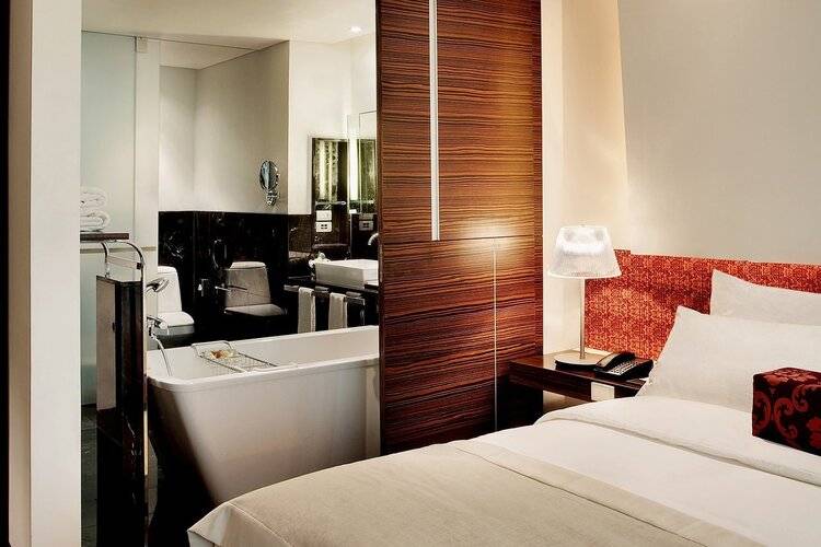 Le Meridien Bangkok