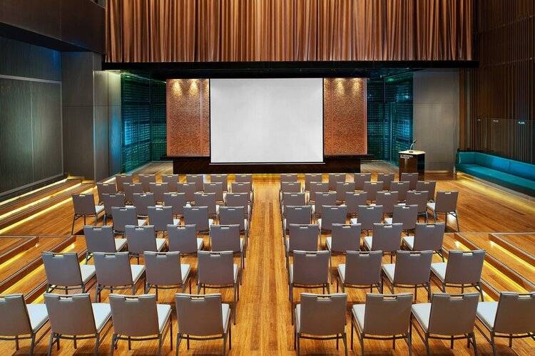 Le Meridien Bangkok