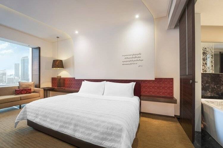 Le Meridien Bangkok