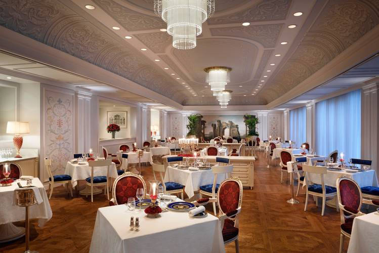 Palazzo Versace Hotel