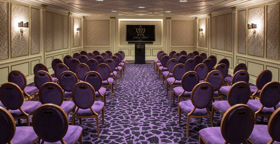 Palazzo Versace Hotel