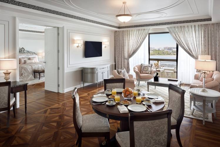 Palazzo Versace Hotel