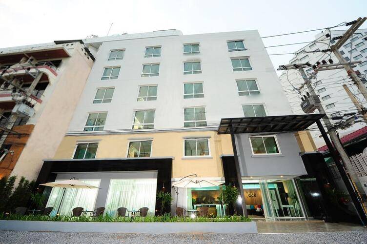 By Dee @ Jomtien Hotel