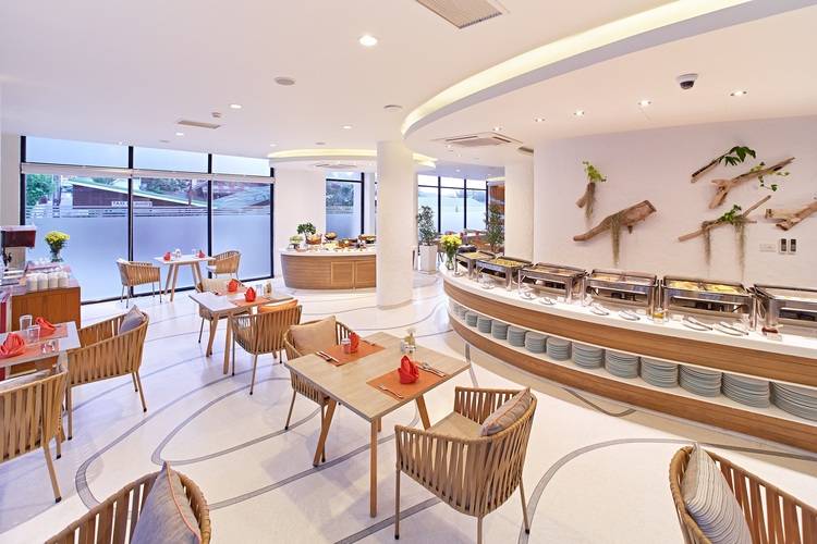 Bandara Beach Phuket
