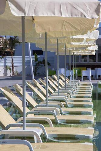 Nicolas Color Hotel