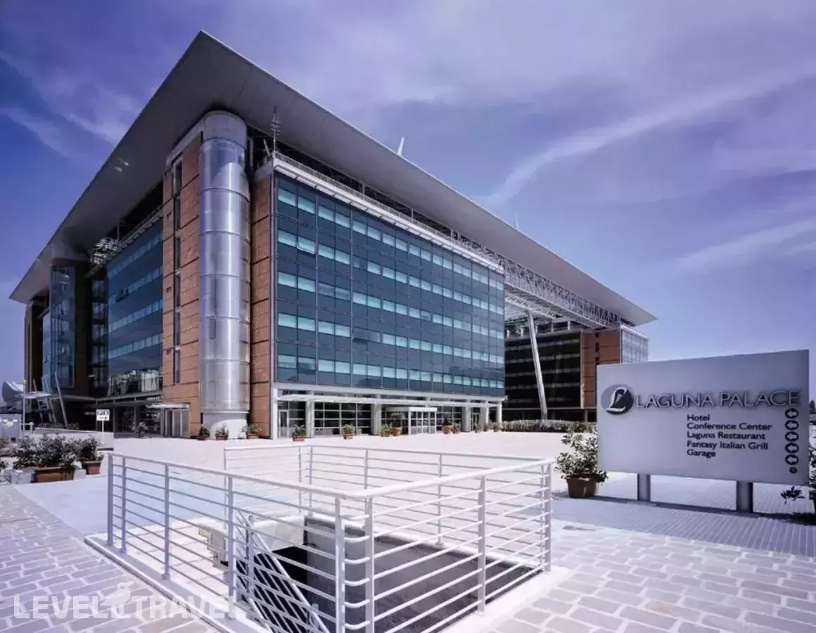 Отель Nh Venezia Laguna Palace