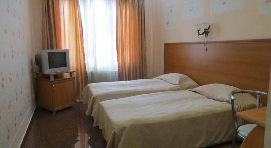 Chao Hotel