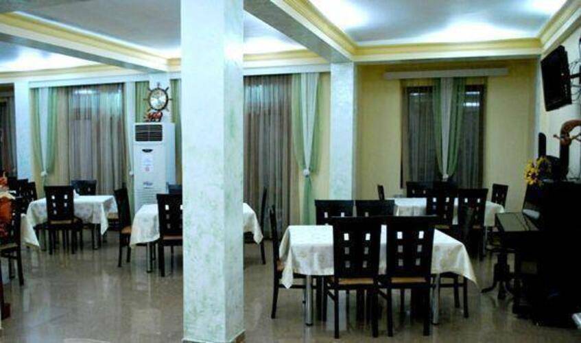 Chao Hotel