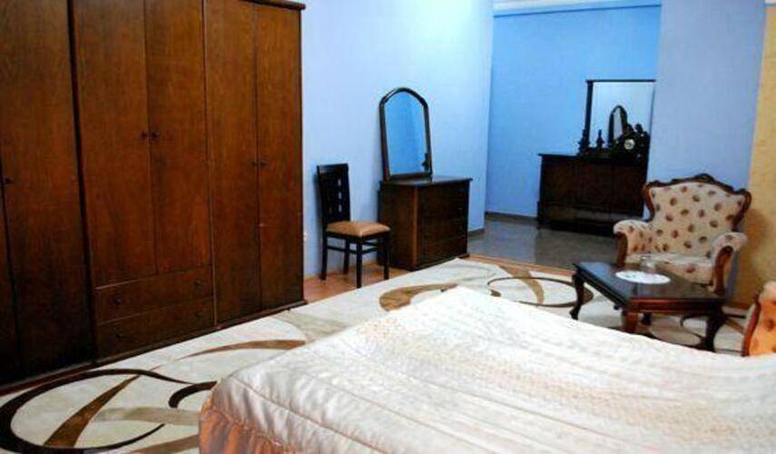 Chao Hotel