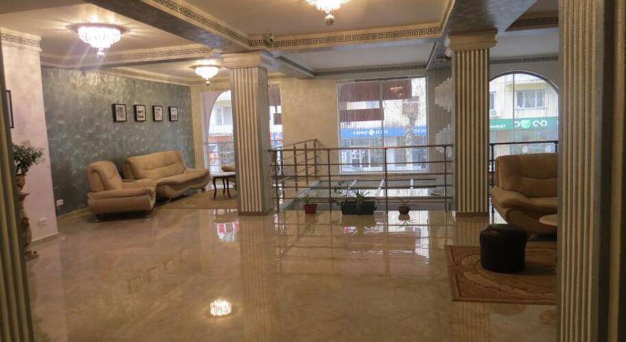 Chao Hotel