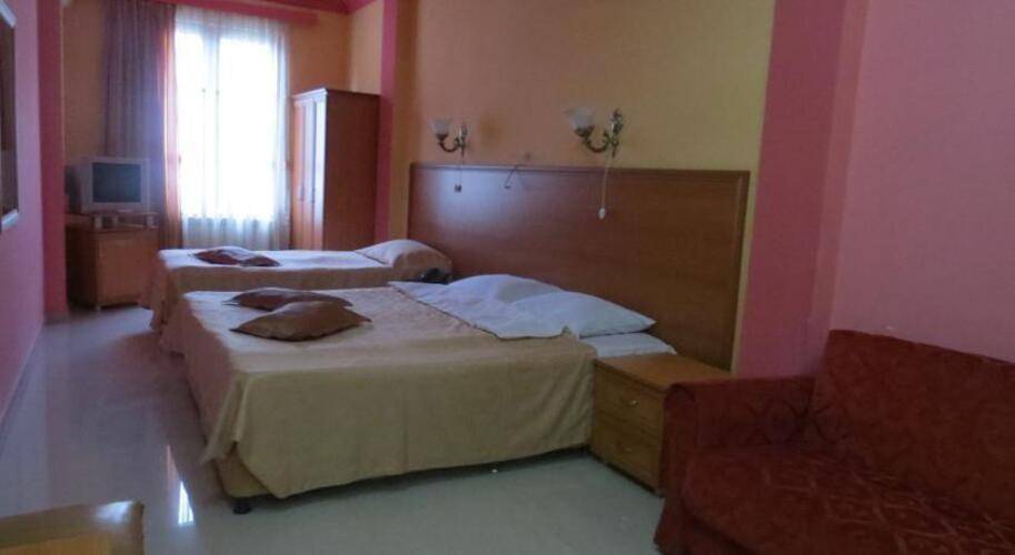 Chao Hotel