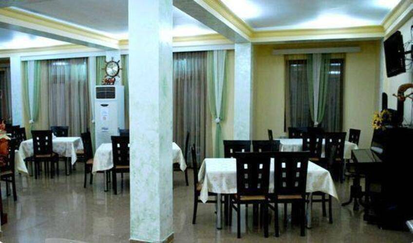 Chao Hotel
