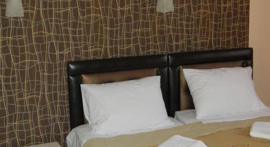 Iberia Hotel