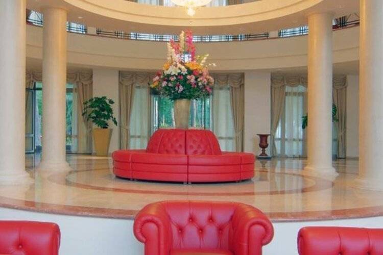 Georgia Palace Hotel