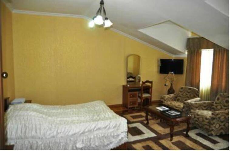 Duta Hotel