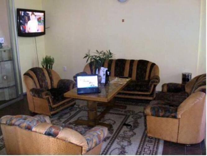 Duta Hotel