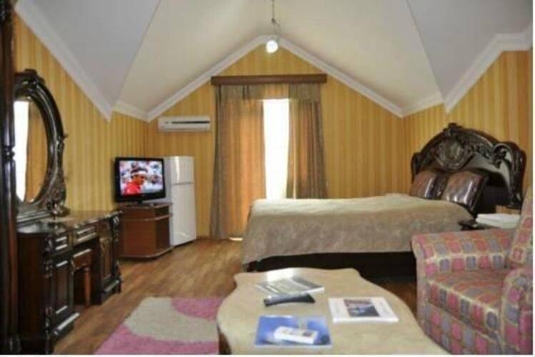 Duta Hotel