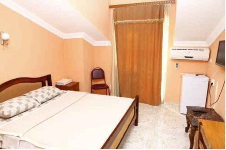 Duta Hotel