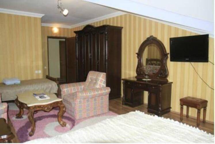 Duta Hotel