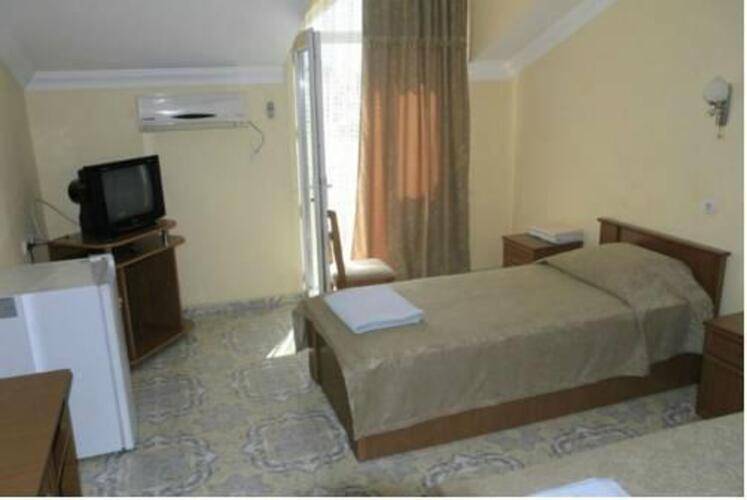 Duta Hotel