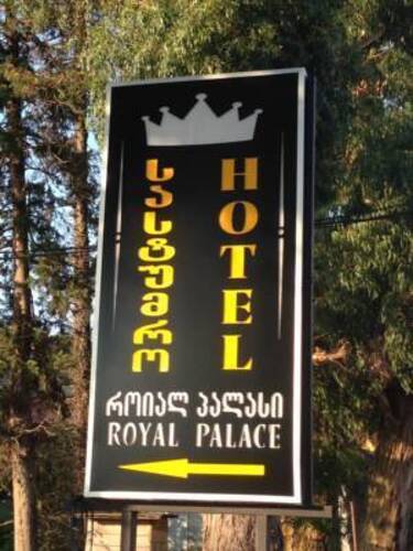 Royal Palace Hotel