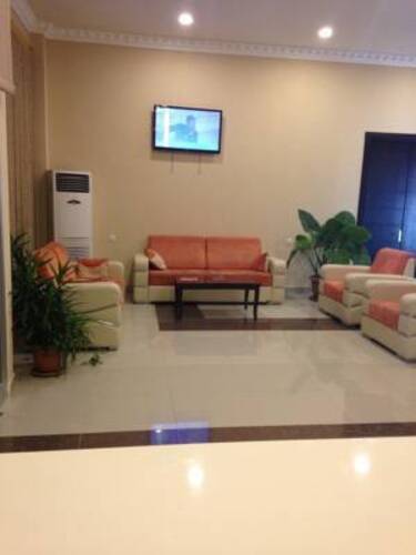 Royal Palace Hotel
