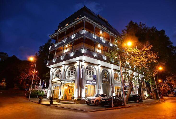 River Side Hotel