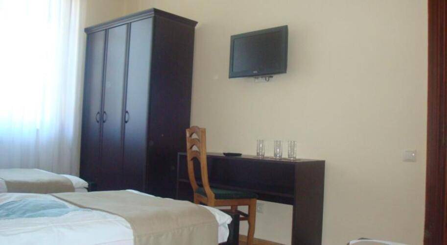Alliance Hotel