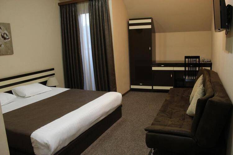 Diplomat Hotel